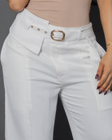 Jean bota ancha White Luxury – tiro alto con cinturón dorado