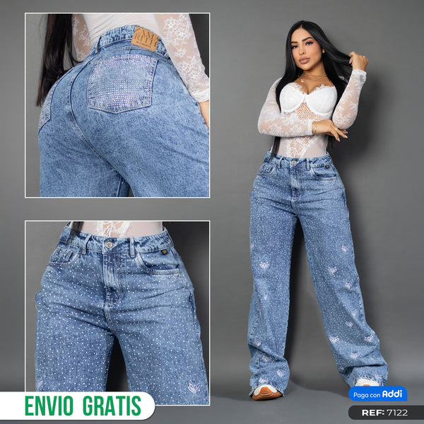 Jean bota ancha con brillos y bordados “AFTERGLOW AURA” – Ref. 7122