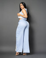 Conjunto Celeste Bordado – Chaleco Cropped & Pantalón Palazzo