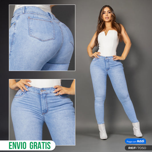 Jeans skinny tono claro ref 7050